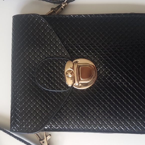 Glossy Black Mini Cross Body Purse - Picture 4 of 6